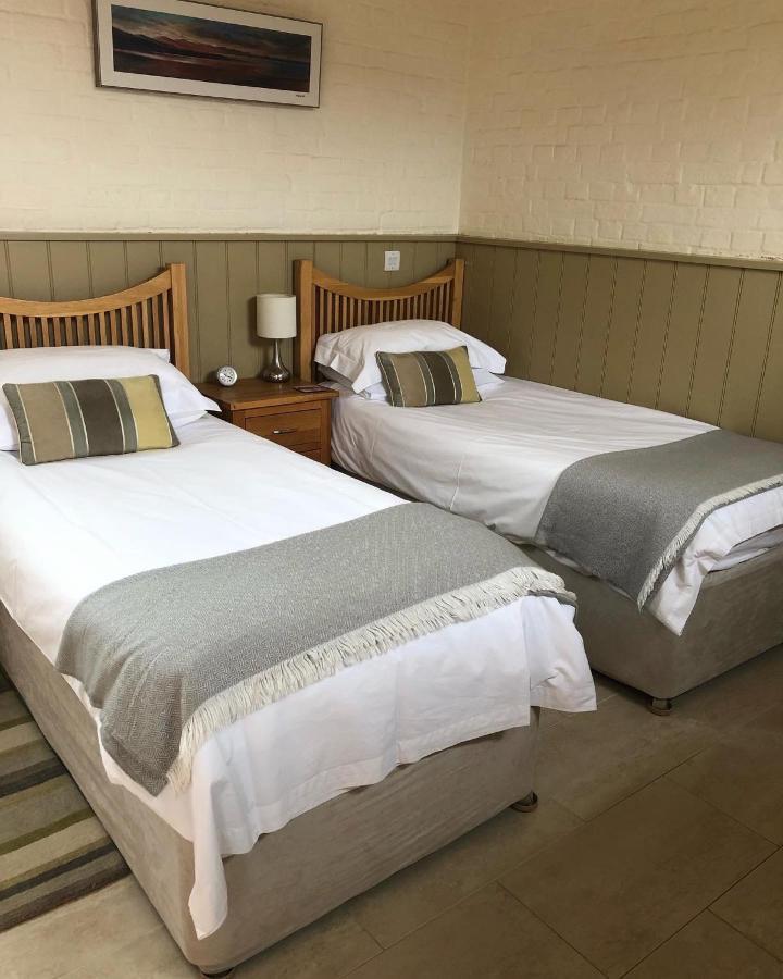 Hyde Mill Bed & Breakfast Luton  Bagian luar foto